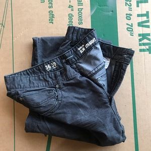 INC Berlin Slim Straight jeans 36x30-Grey